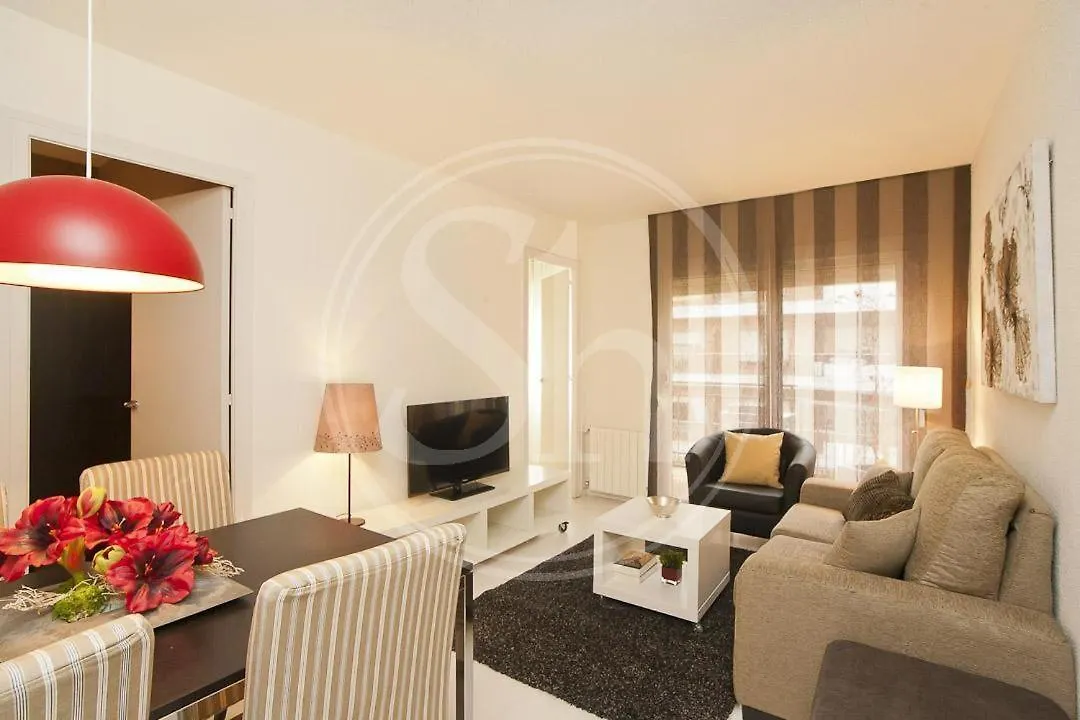 Borrell Apartment Barselona İspanya